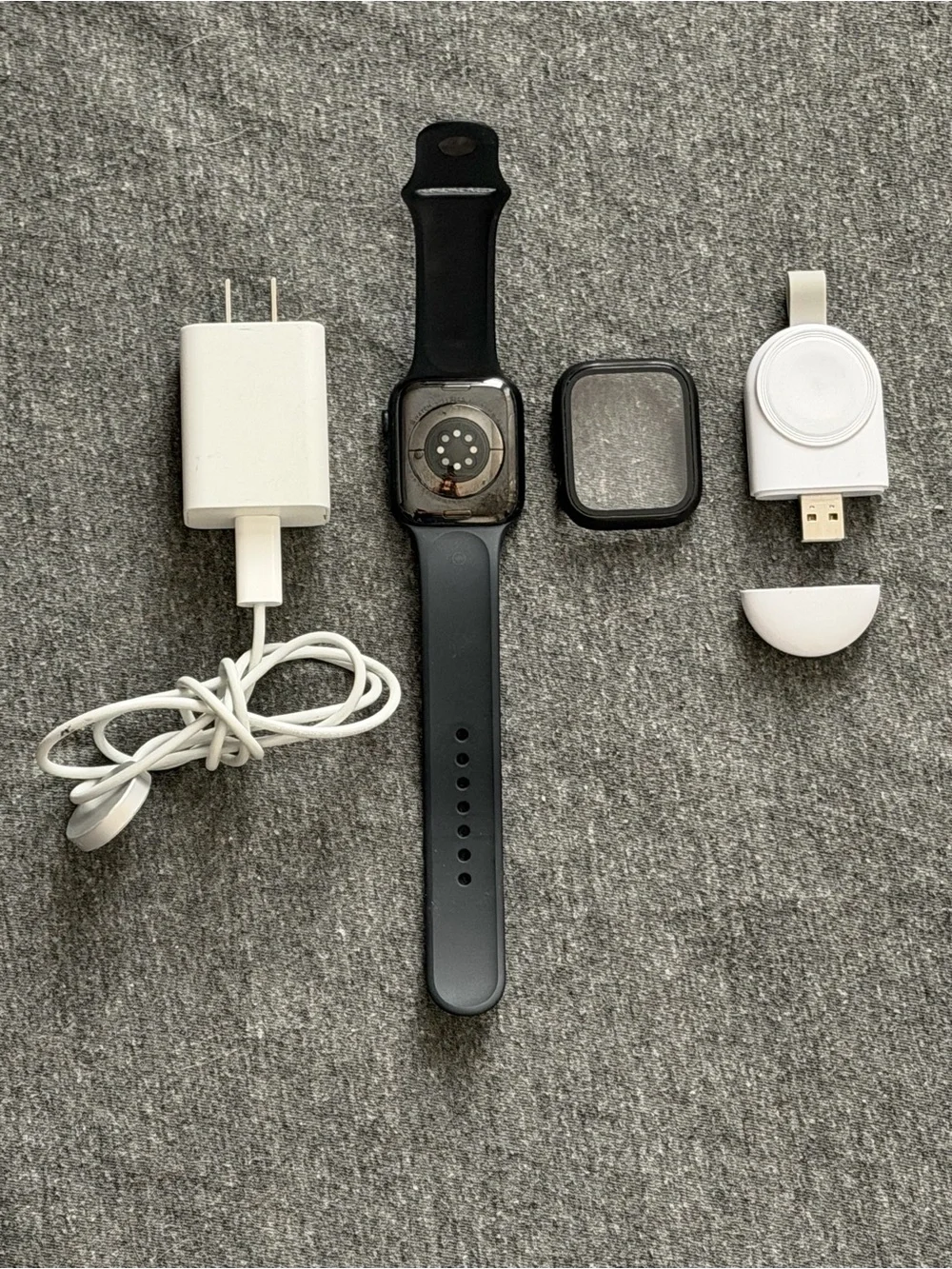 Apple Watch Series 7 45mm Black‎ Silicone Band Cover and Magnetic Charger